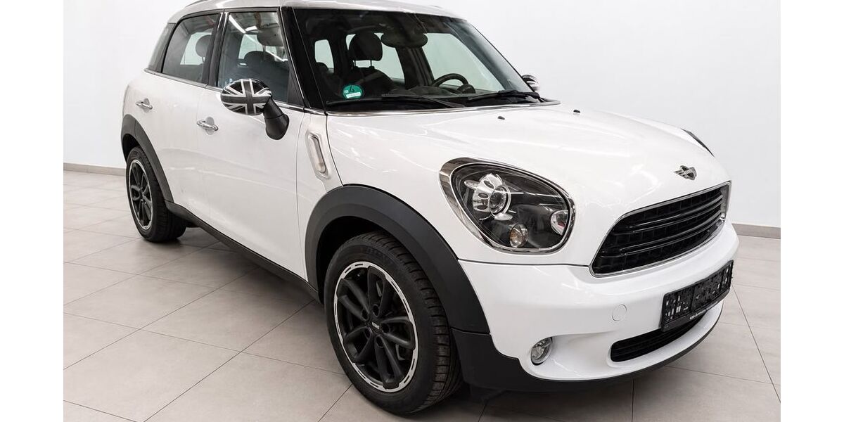 Mini ONE 97.500 km 9.470 &euro; Rostock 18106