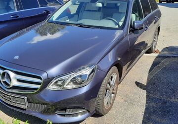 Mercedes-Benz 220 204.314 km 13.000 &euro; Rostock 18055
