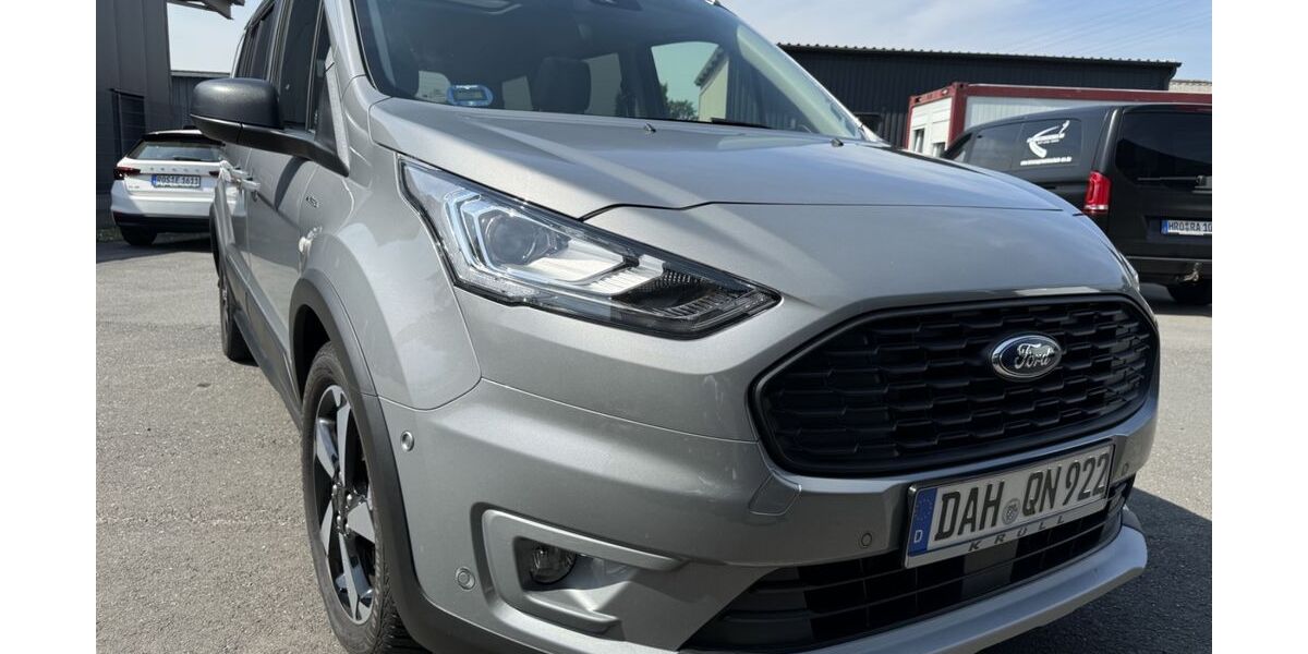 Ford Grand Tourneo 52.655 km 24.000 &euro; Rostock 18057
