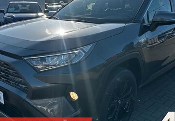 Toyota RAV 4 32.559 km 31.989 &euro; Rostock-Warnemünde 18119