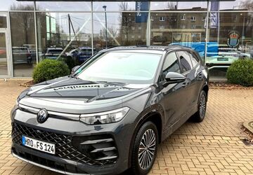 VW Tayron 15.800 km 54.886 &euro; Rostock 18146
