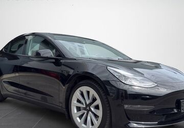 Tesla Model 3 66.824 km 30.799 &euro; Ribnitz-Damgarten 18311