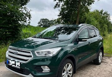 Ford Kuga 100.000 km 13.200 &euro; Rostock 18019