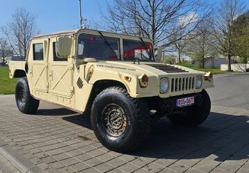 Hummer H1 4.959 km 45.970 &euro; Rostock 18055