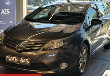Toyota Avensis 136.812 km 13.990 &euro; Rostock 18059
