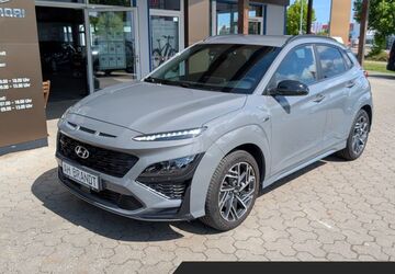 Hyundai KONA 41.600 km 19.490 &euro; Rostock 18146
