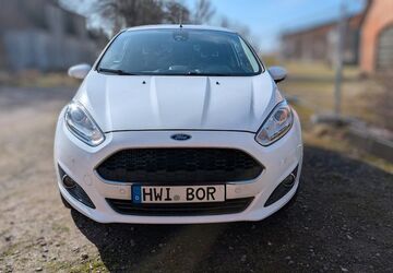 Ford Fiesta 63.000 km 6.800 &euro; Passee 23992
