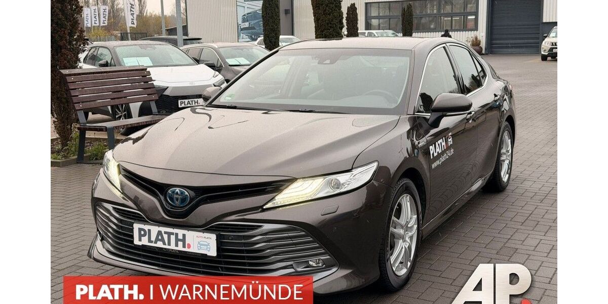 Toyota Camry 144.000 km 24.490 &euro; Rostock-Warnemünde 18119