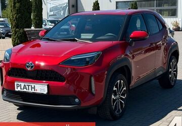 Toyota Yaris Cross 27.184 km 25.490 &euro; Rostock-Warnemünde 18119