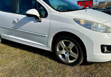 Peugeot 207 176.535 km 1.500 &euro; Rostock 18147