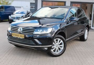 VW Touareg 208.368 km 18.499 &euro; Rostock 18107