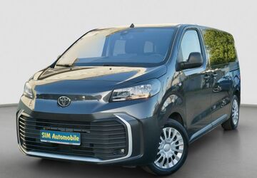 Toyota Proace (Verso) 37.000 km 29.990 &euro; Rostock 18146