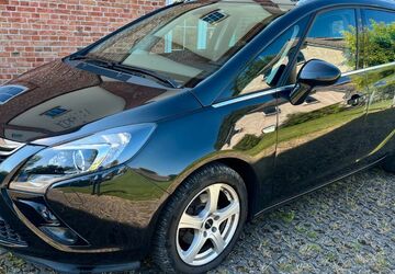 Opel Zafira Tourer 150.450 km 8.499 &euro; Bargeshagen 18211