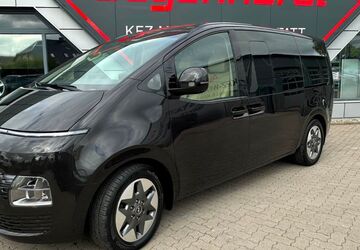 Hyundai STARIA 59.983 km 36.990 &euro; Mönchhagen 18182